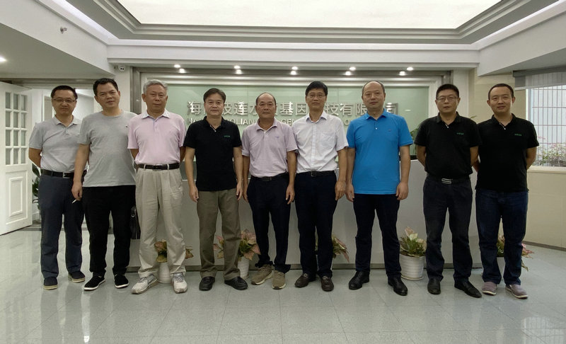 廣東農(nóng)村研究院顏學(xué)亮院長-1.jpg